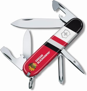 Victorinox Tinker Swiss Army Knife – Compact 12 Function Swiss Made Pocket Knife with Large Blade, Small Blade and Bottle Opener – Chicago Blackhawks
